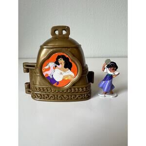 Vintage Polly Pocket Disney Hunchback of Notre Dame Locket with 1 Figure